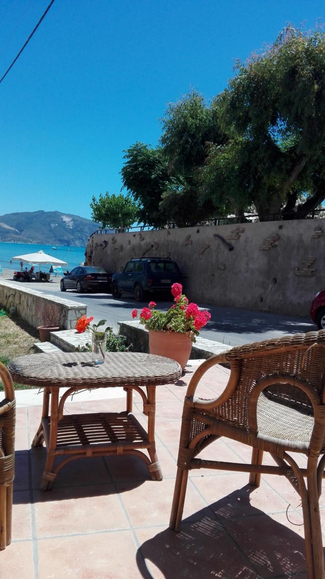 Αggi'S Villa Laganas Exteriör bild